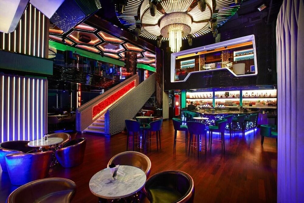 Фото The Face Suites