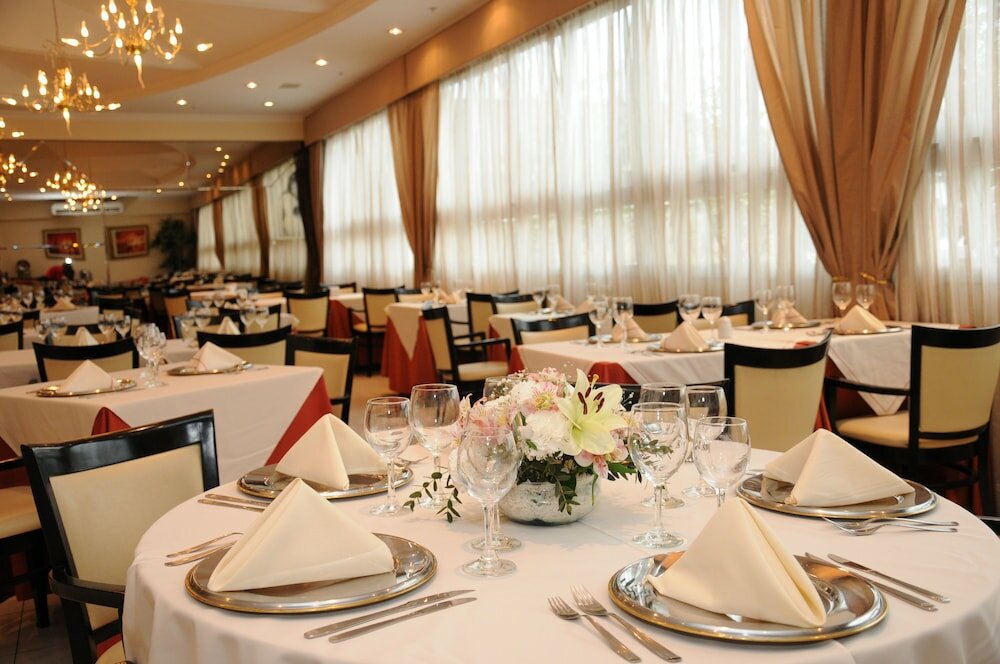 Фото InterTower Hotel