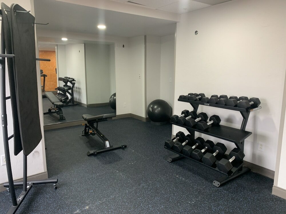 Фото La Quinta Inn & Suites by Wyndham Okc North - Quail Springs