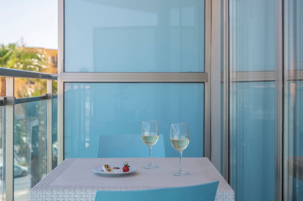 Фото Hotel Roquetas El Palmeral by Pierre & Vacances