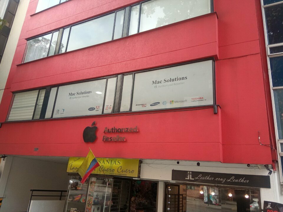 Computer accessories Mac Solutions SAS, Bogota, photo