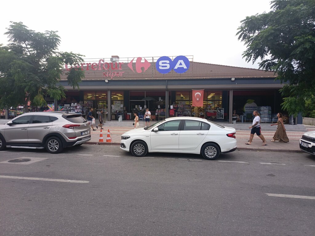 Supermarket CarrefourSA, Kemer, photo
