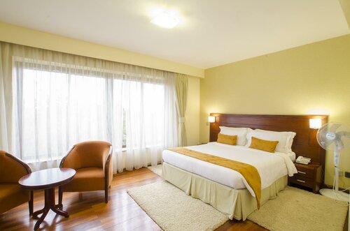 Гостиница Waridi Paradise Hotel & Suites в Найроби