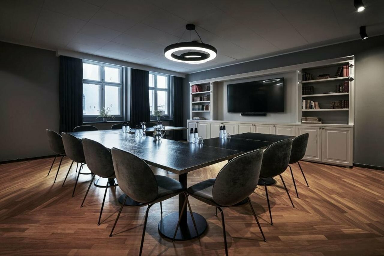 Фото Ascot Hotel