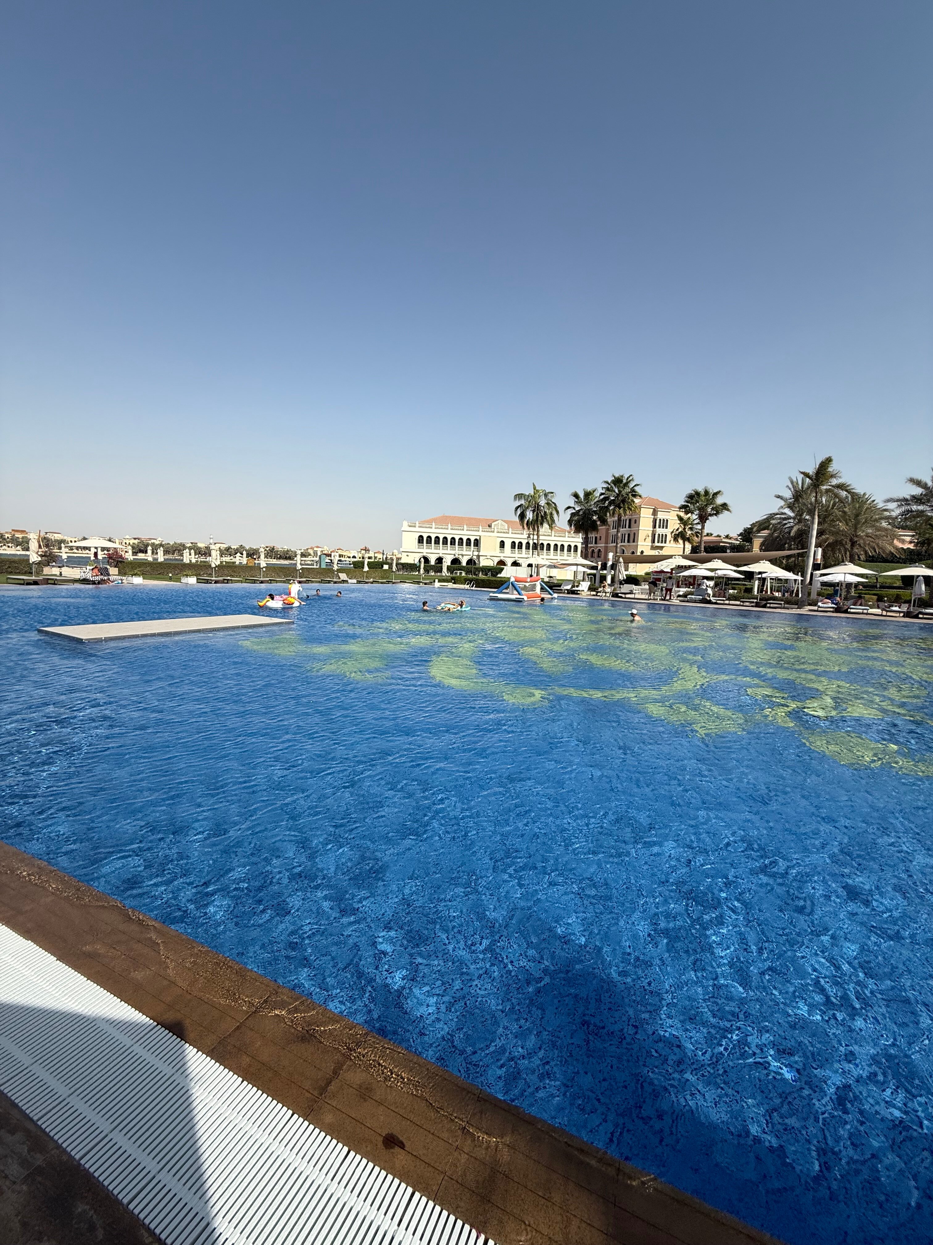 Фото The Ritz Carlton Abu Dhabi Grand Canal