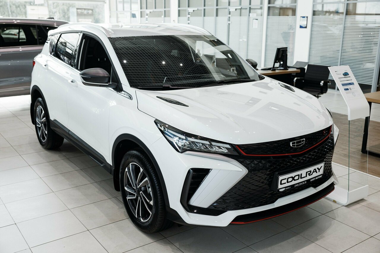 photo Lucky Motors, Geely