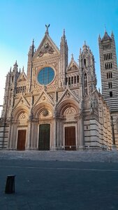 Catedral de Siena (Monteriggioni, Via Fusari, 3), templo católico