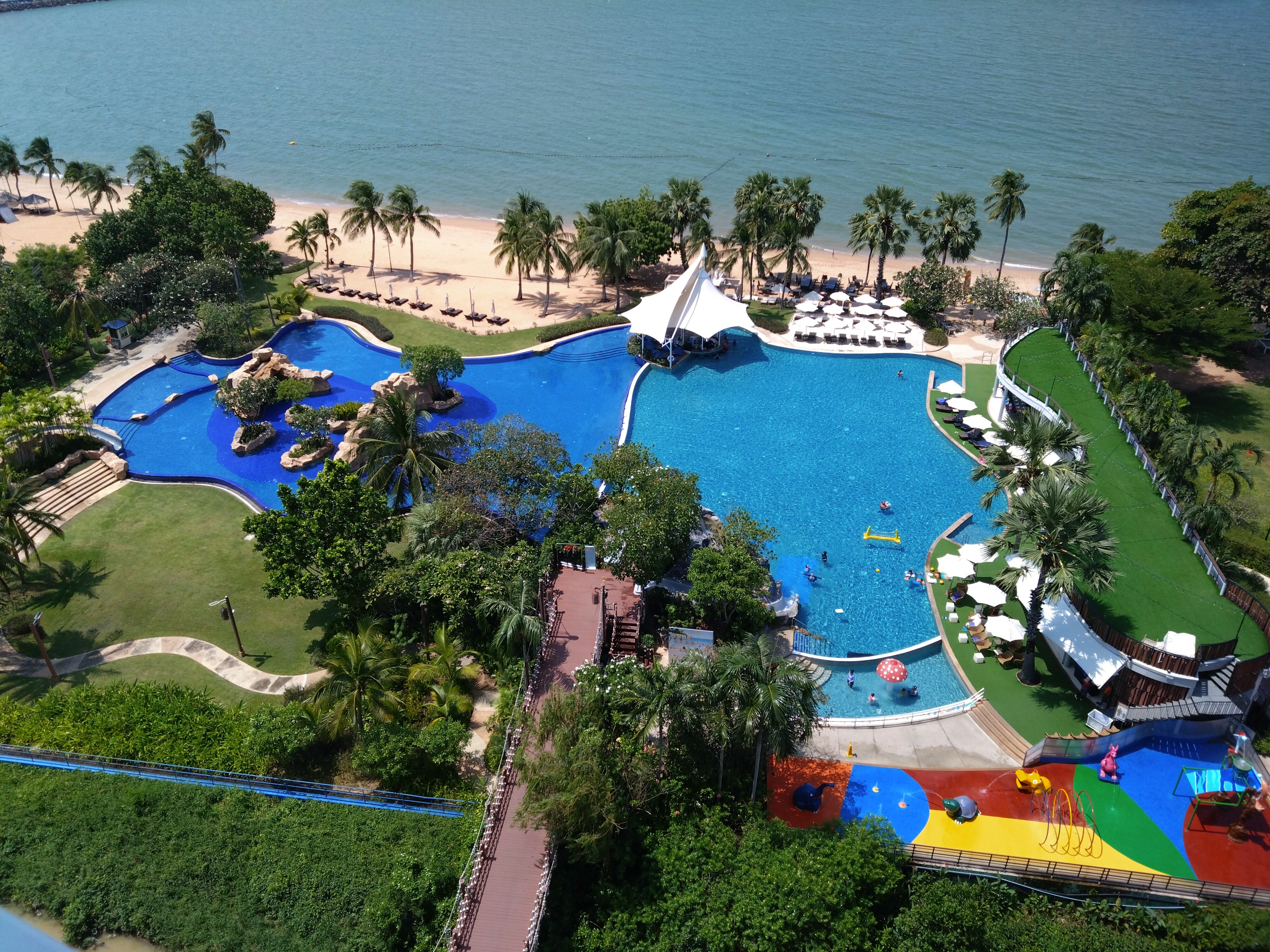 Фото Mövenpick Siam Na Jomtien Pattaya