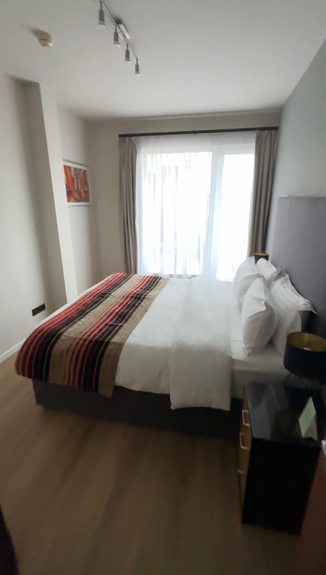 Фото Escala Hotel & Suites