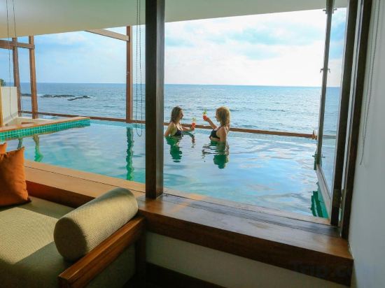 Фото Pandanus Beach Resort & SPA