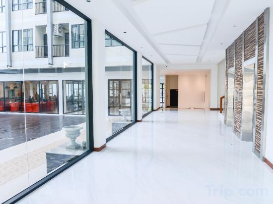 Фото Orchid Riverview Hotel