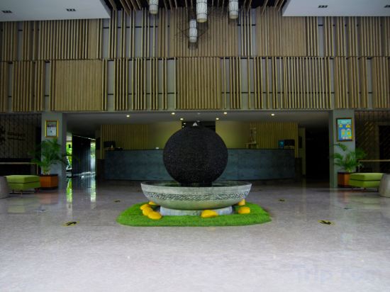 Фото The Nest Hotel Nusa Dua