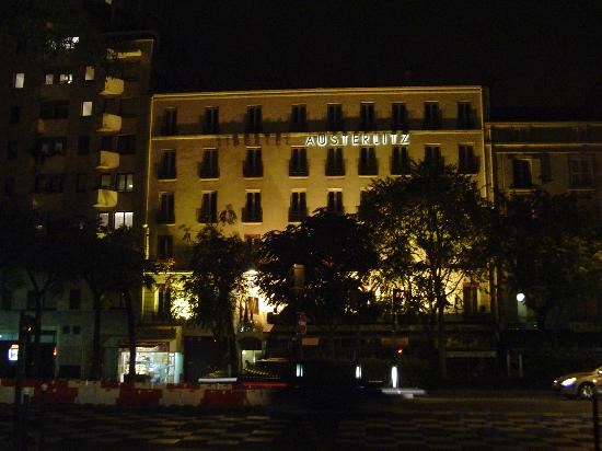 Фото отеля 2