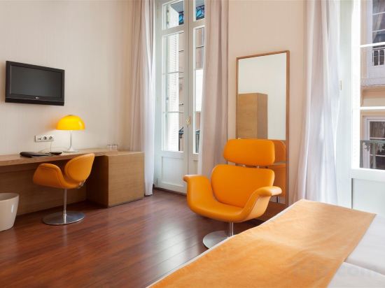 Фото Petit Palace Plaza Malaga Hotel