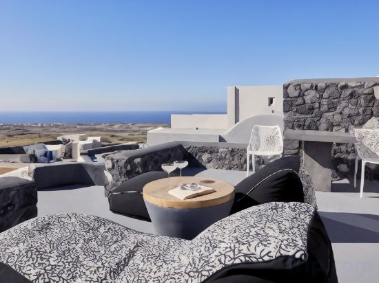 Фото Elysian Santorini