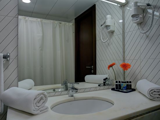 Фото Hotel VIP Executive Zurique