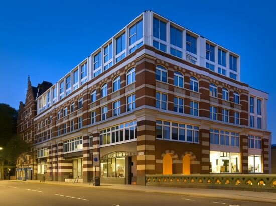 Apartments The Rosebery by Supercity Aparthotels, London, photo