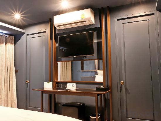 Фото Hua Hin Habitat Hotel