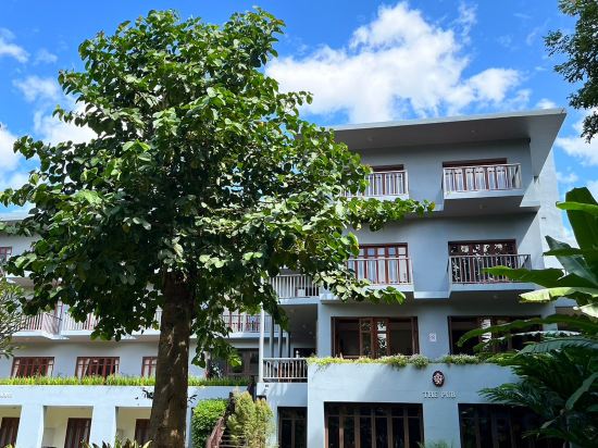 Фото Riverhouse Resort