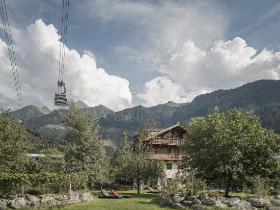 Фото Apart Central – Premium Mountain & Garden