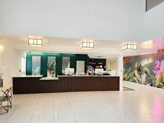 Фото Surestay Plus by Best Western Orlando Lake Buena Vista