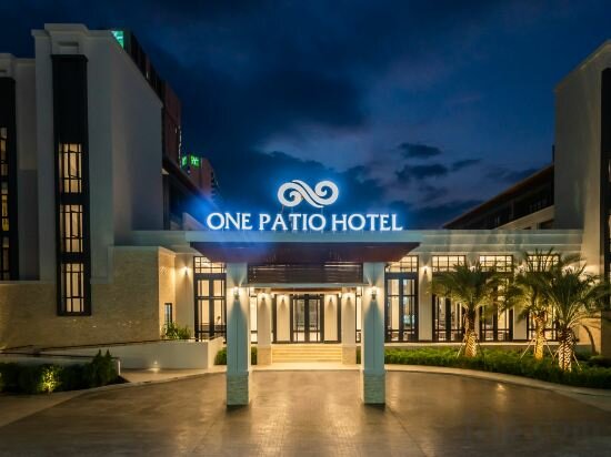 Фото One Patio Hotel Pattaya