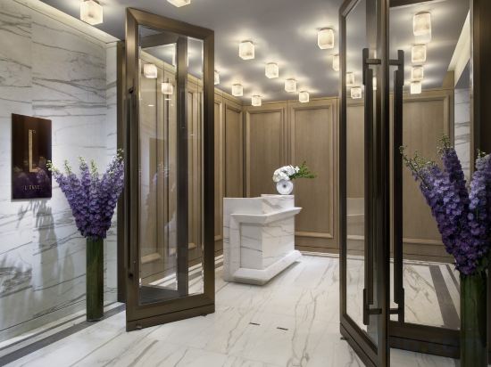 Фото The St. Regis Hong Kong