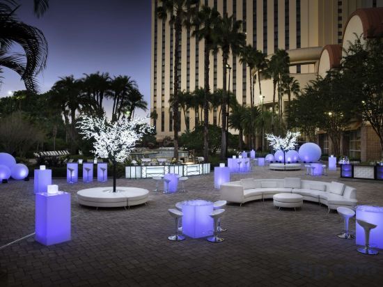 Фото Rosen Centre Hotel