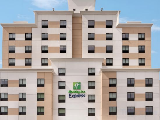 Фото Holiday Inn Express Jamaica - JFK AirTrain - NYC
