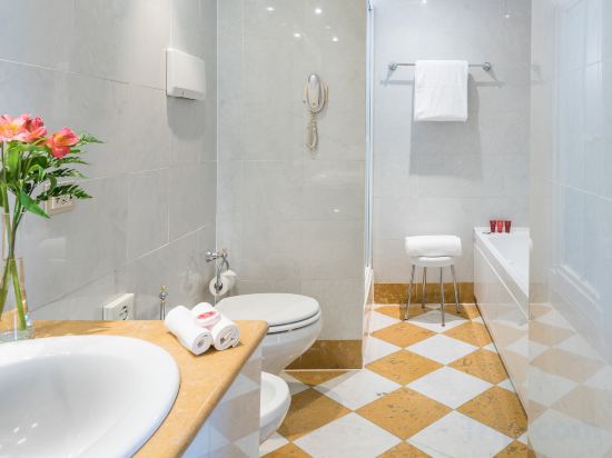 Фото Leonardo Hotel Milan City Center