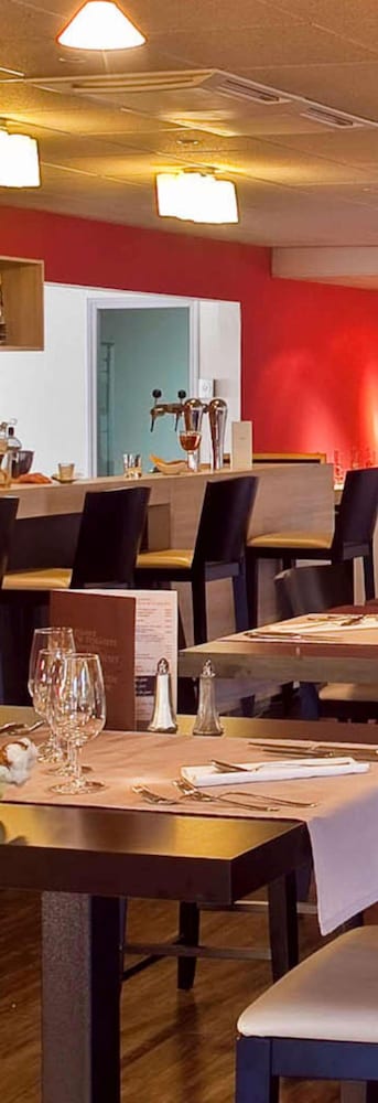 Фото Hotel Kyriad Tours Sud Chambray les Tours