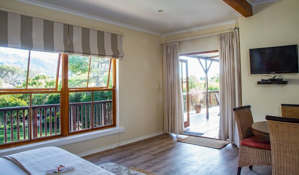 Фото Summit Place Guest House