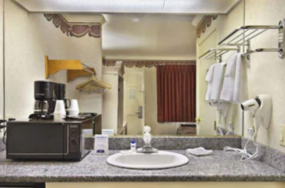 Фото San Francisco Inn