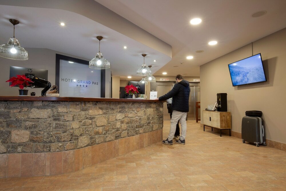 Фото Hotel Grand Pas