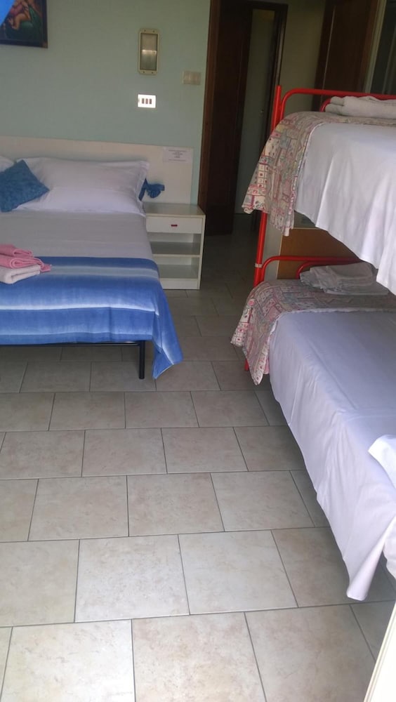 Фото Albergo Maria Gabriella