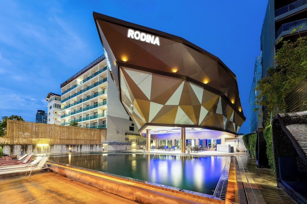 Фото отеля 1