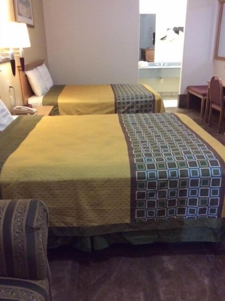 Фото Texas Inn Weslaco