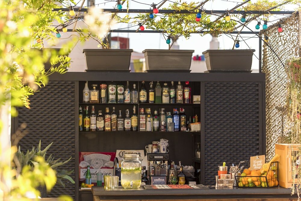 Фото The Corner House