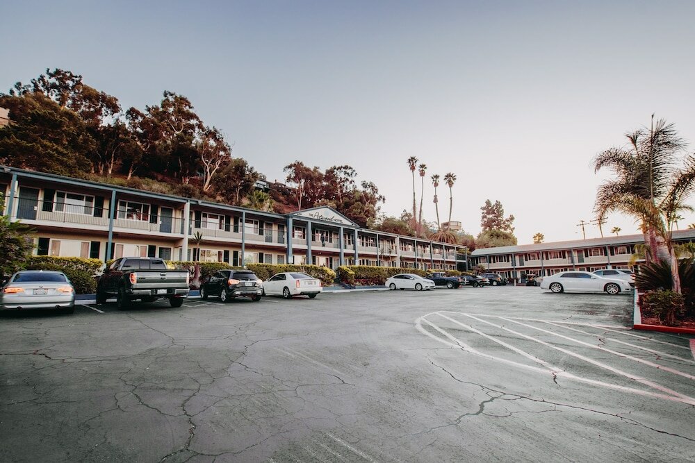 Фото The Atwood Hotel