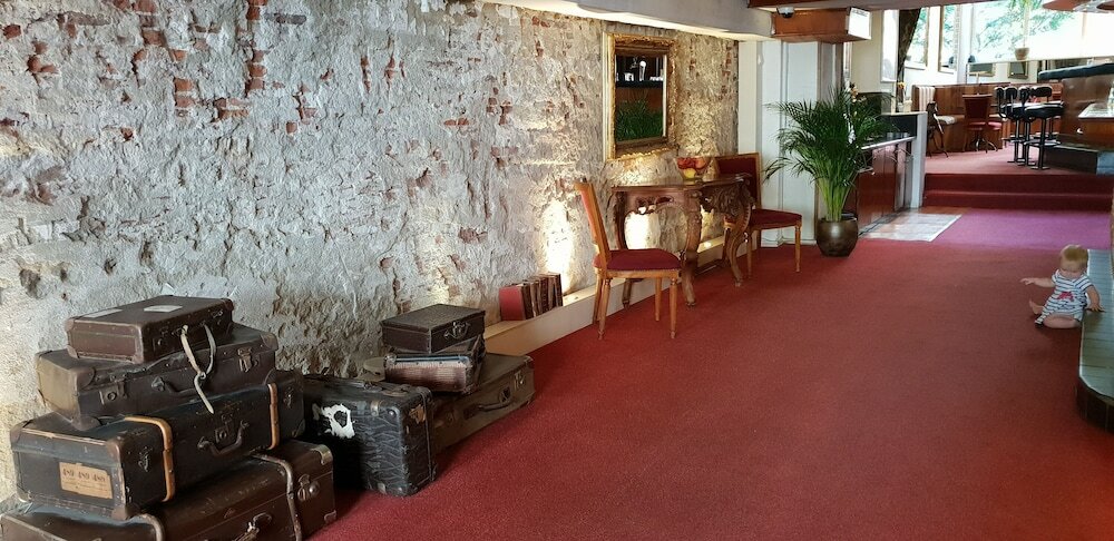 Фото Rembrandtplein Hotel