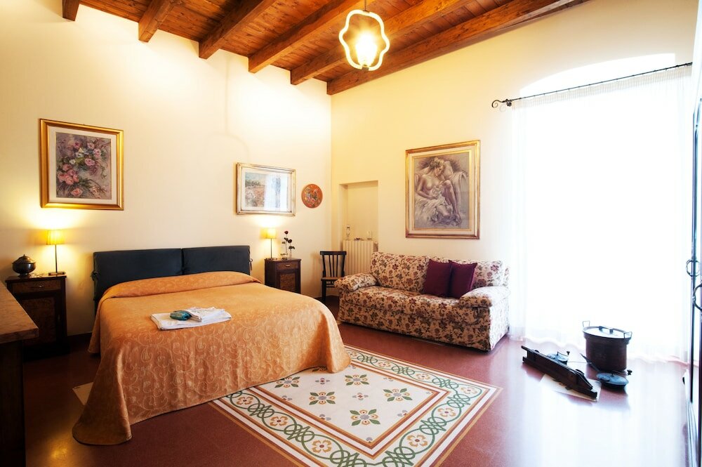 Фото VinsLounge B&b