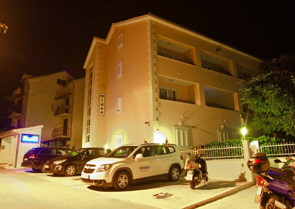 Фото Villa Midea