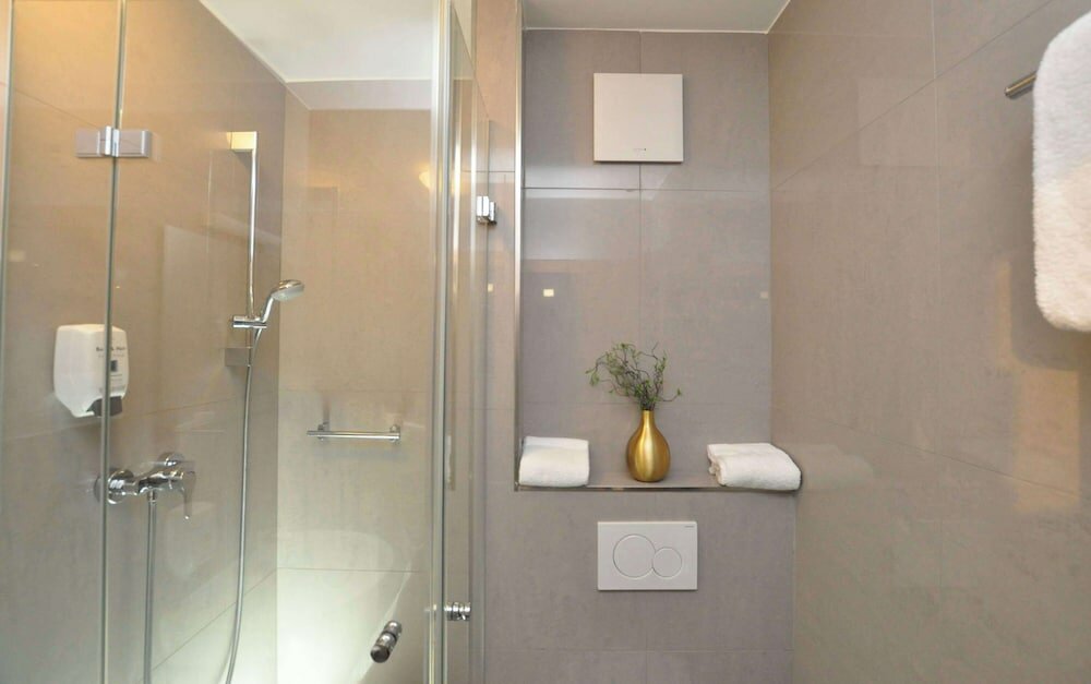 Фото Hotel Perlach Allee by Blattl