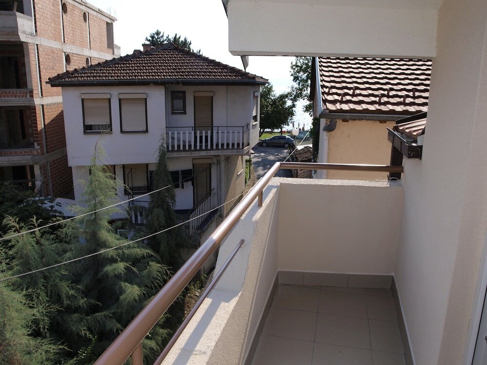 Фото Bogdanovski Studios & Guest Rooms