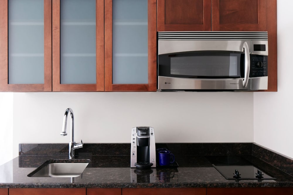 Фото Club Quarters Hotel, Wacker at Michigan, Chicago