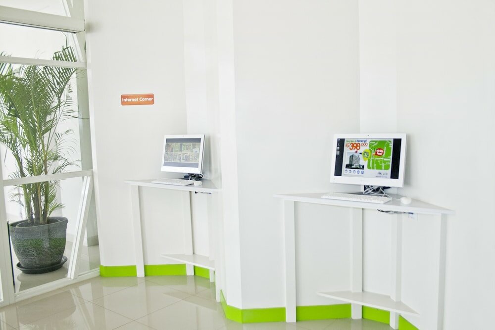 Фото Pop! Hotel Kemang Jakarta