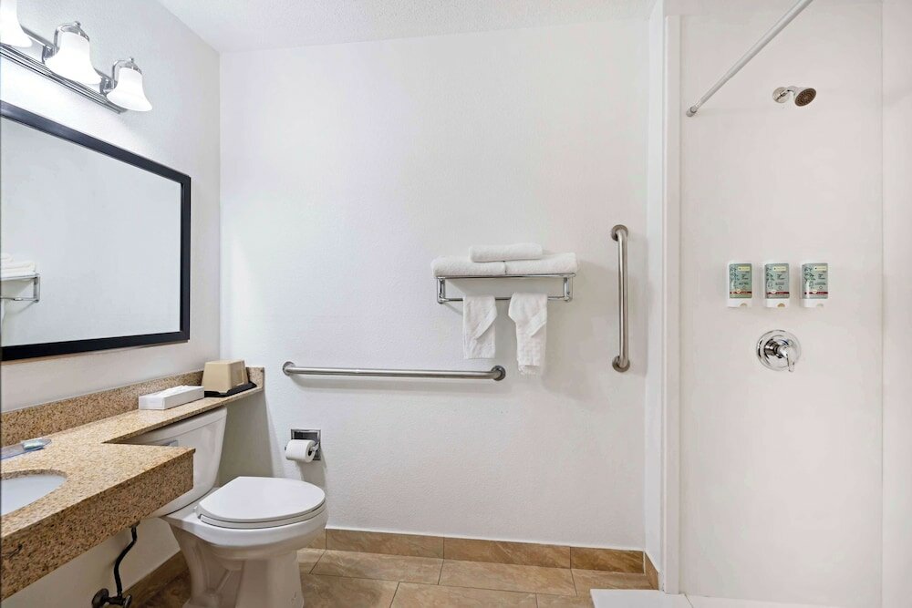 Фото Best Western Des Plaines Inn