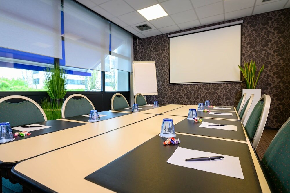 Фото Tulip Inn Antwerpen