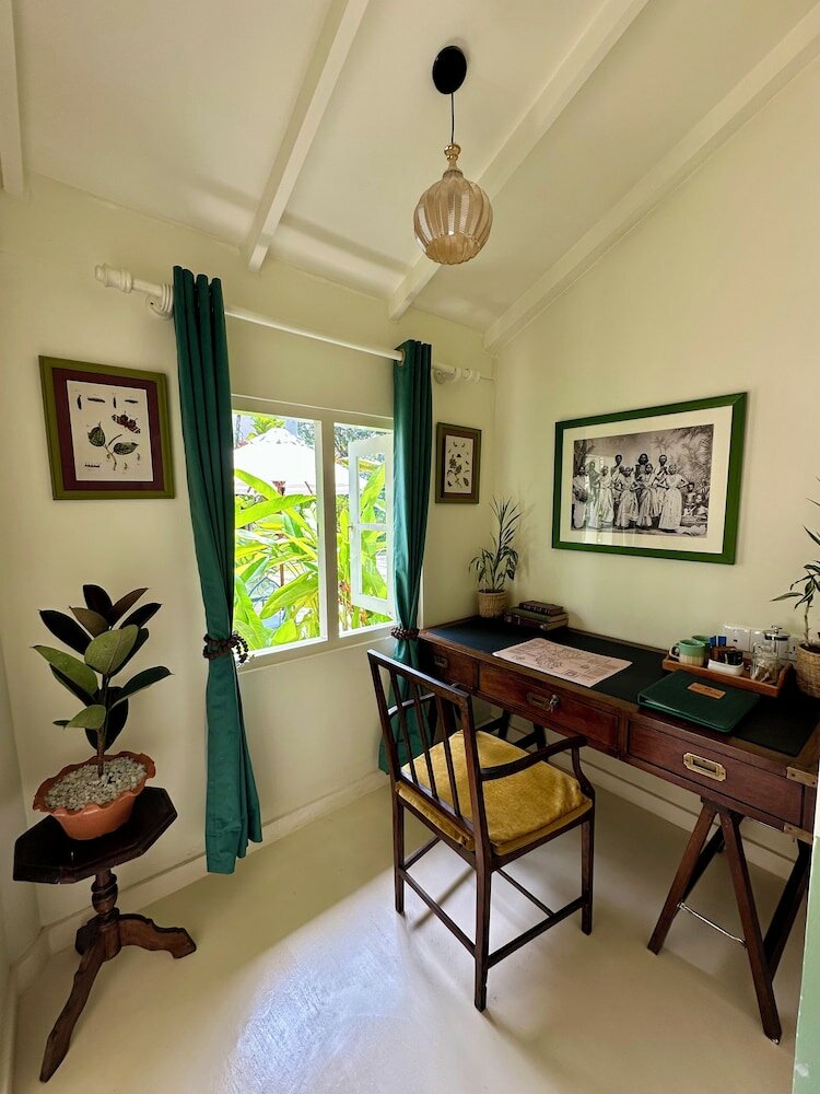 Фото The Sun House