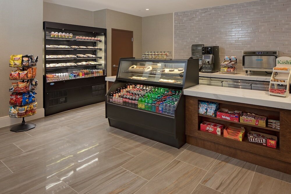 Фото Hilton Nashville Airport